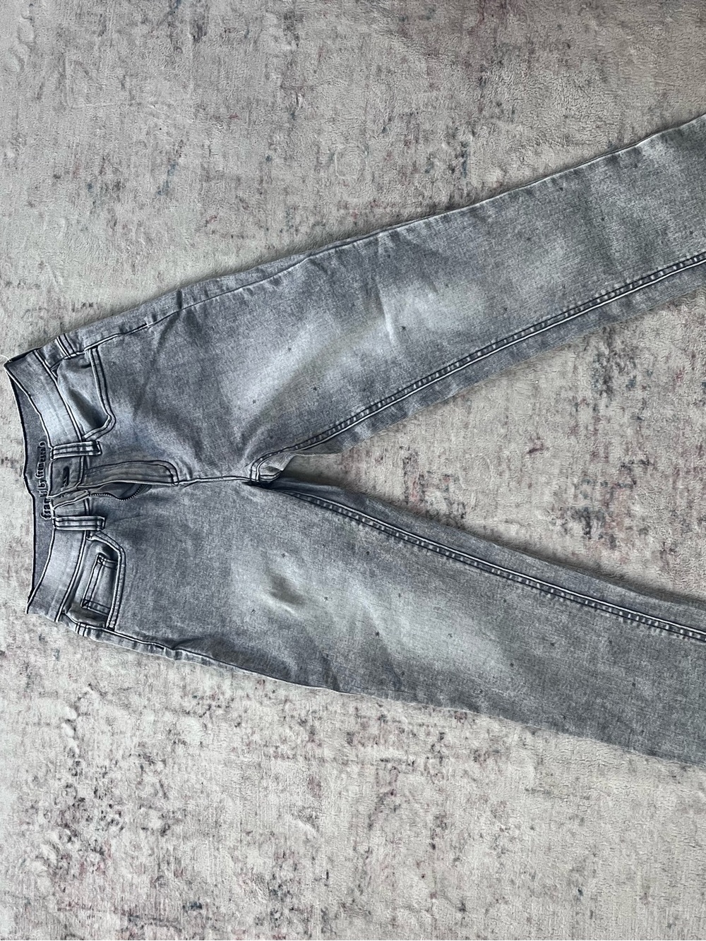 Francesca’s Girls Gray Straight Leg Stretch Jeans Size 9–10 (US 140)